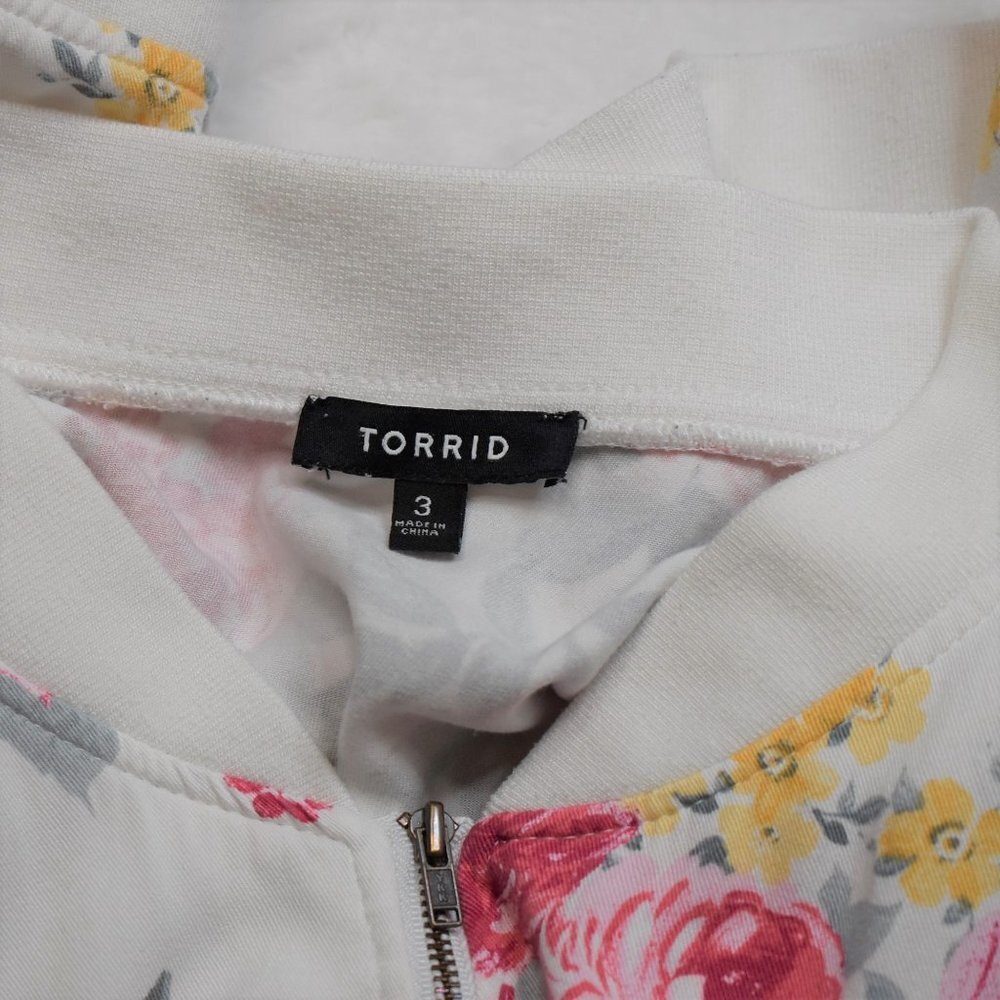 Torrid Floral Bomber Jacket Sz 3 Plus Size Zip Up Retro 80s Grandmacore - Picture 9 of 16